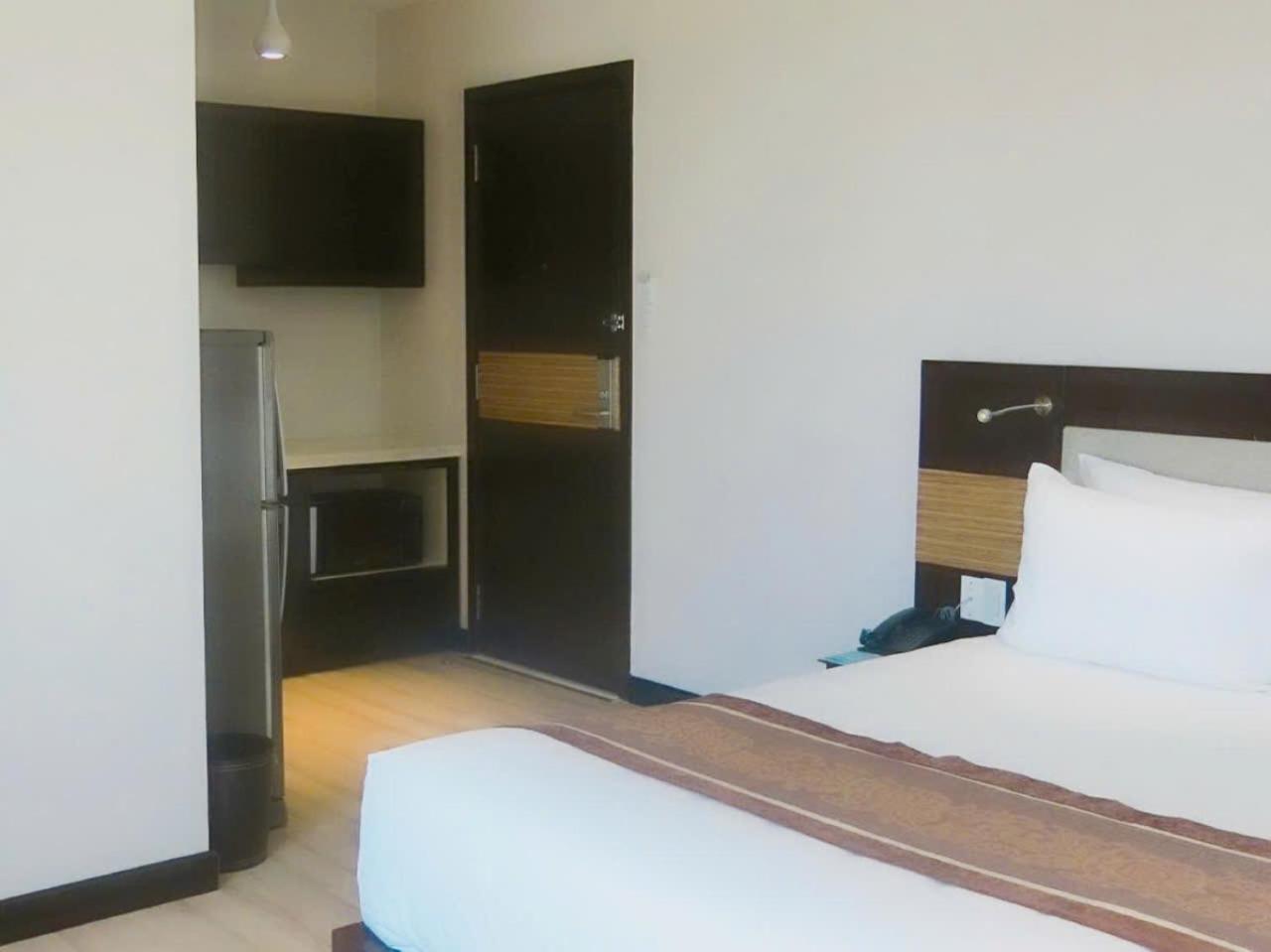 Dana Pearl Hotel Da Nang Bagian luar foto