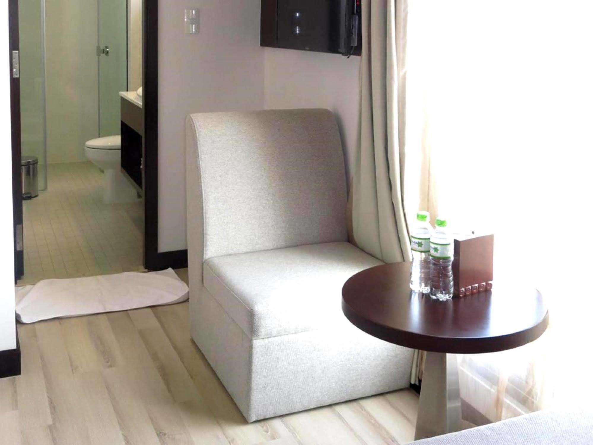 Dana Pearl Hotel Da Nang Bagian luar foto
